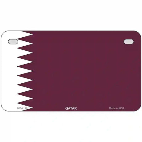 Qatar Flag Metal Novelty License Plate 7" x 4" (MP)